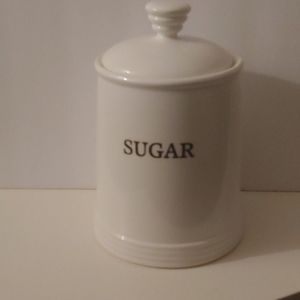 Small run dun sugar container